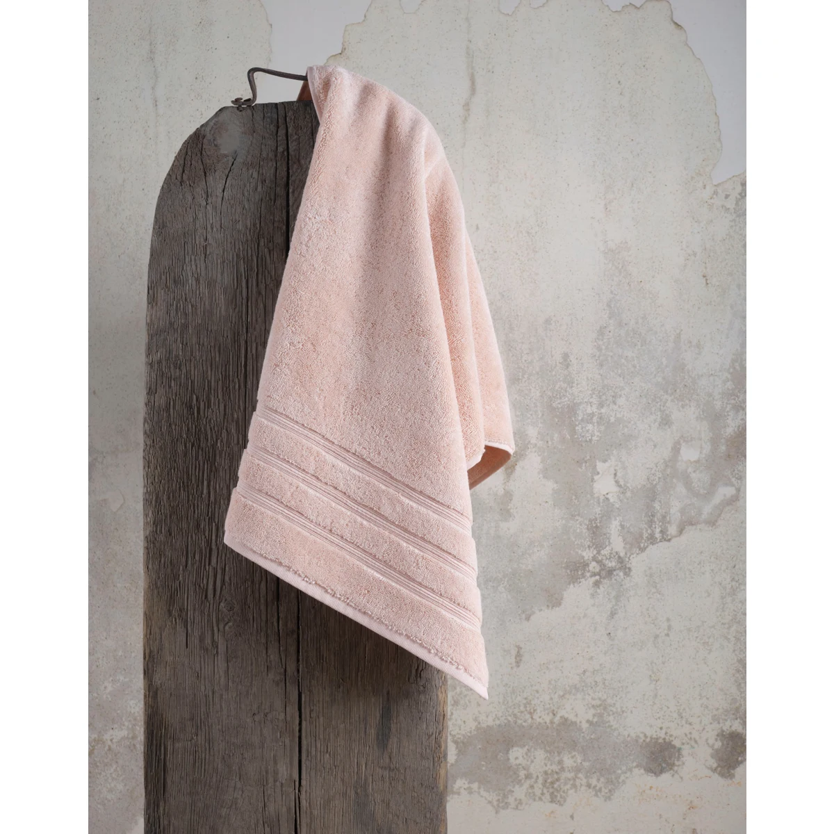 Manamo Lexa Face Towel Luxury Cotton Blush  50x85 cm