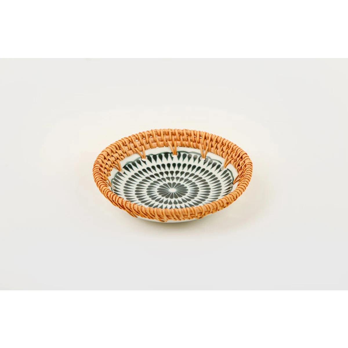 Manamo Brenna Plate Ceramic / Rattan Blue/White 20R