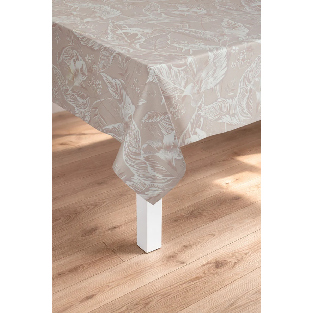 Manamo Flower  Table Cloth Polyester Powder Digital Printed 140x250 cm