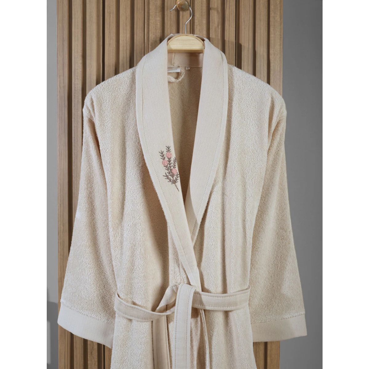 Manamo Tiny Rose Embroidered Bathrobe Cotton Linen L/XL