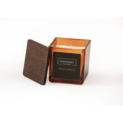 Manamo Velvet Hibiskus  Scented Candle With Wooden Lid  Brown 270 gr