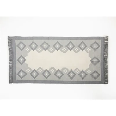 Manamo Square Fringed Rug Acrylic Grey 120x180 cm